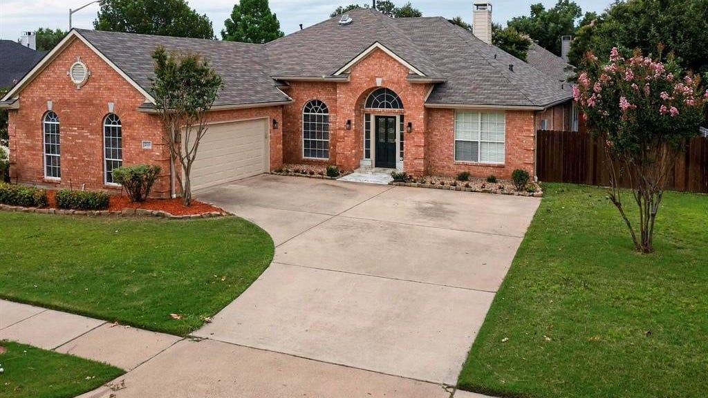 2521 Natchez Ter  