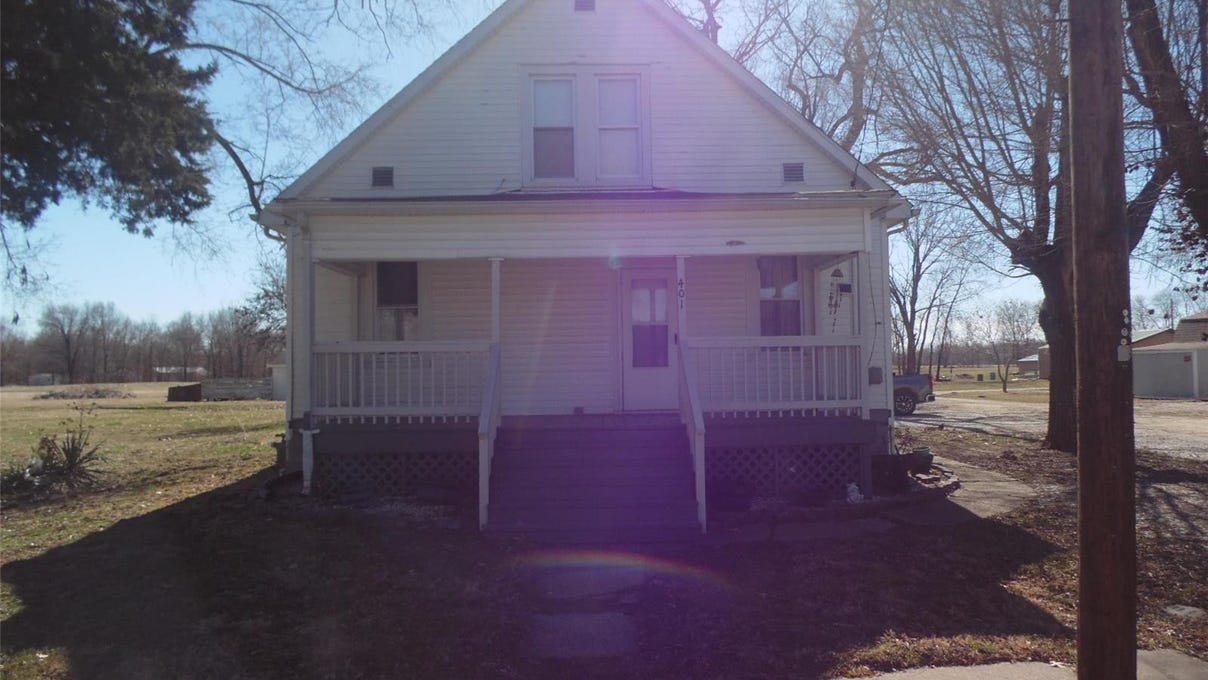 401 Stewart St  