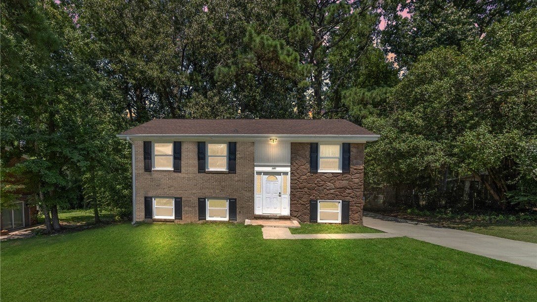 720 Burgoyne Dr  