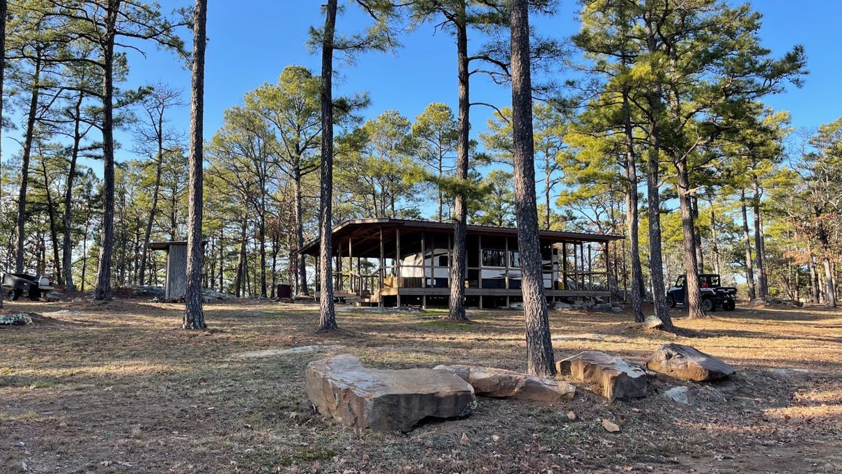 Sec 1 North Johns Vly Rd  