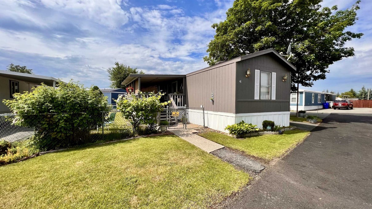 21725 E WELLESLEY, Apt 48 10k Price Reduction!, Otis Orchards, WA