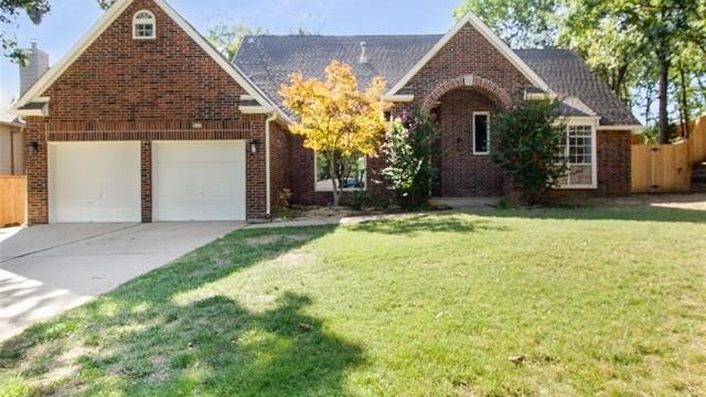 8632 S Allegheny Ave  