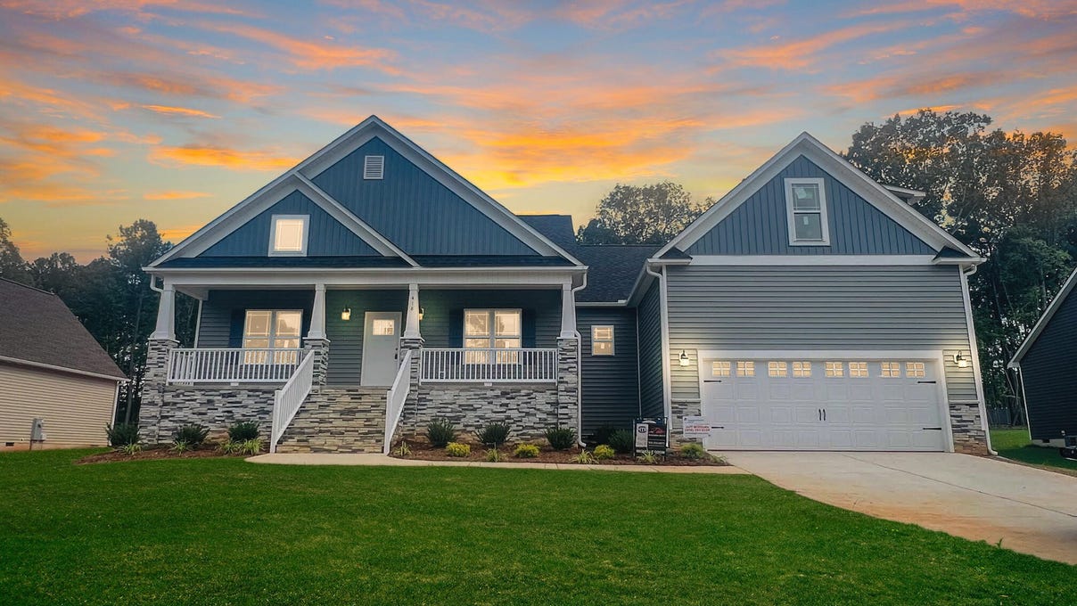 418 Carolina Lndg Dr  