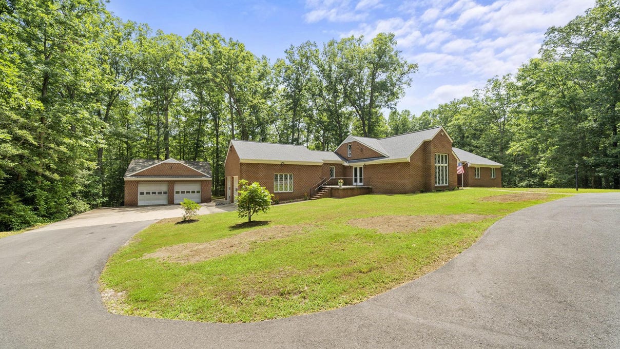 17520 LAKEWOOD ROAD, BOWLING GREEN, VA 22427 House for Sale
