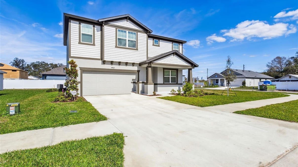 4962 EMERALD ACRES Way  