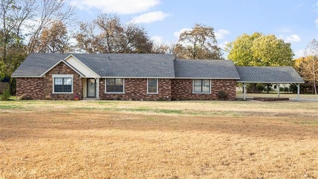 16341 E 86th St North  