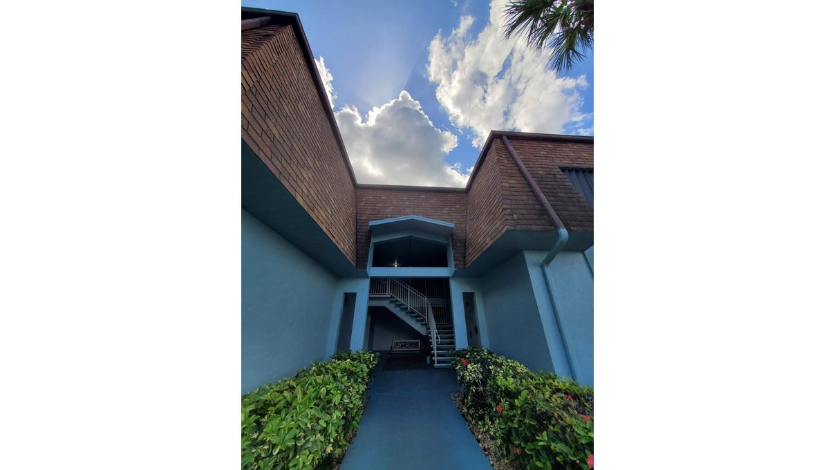 950 S Kanner Hwy Unit Un  