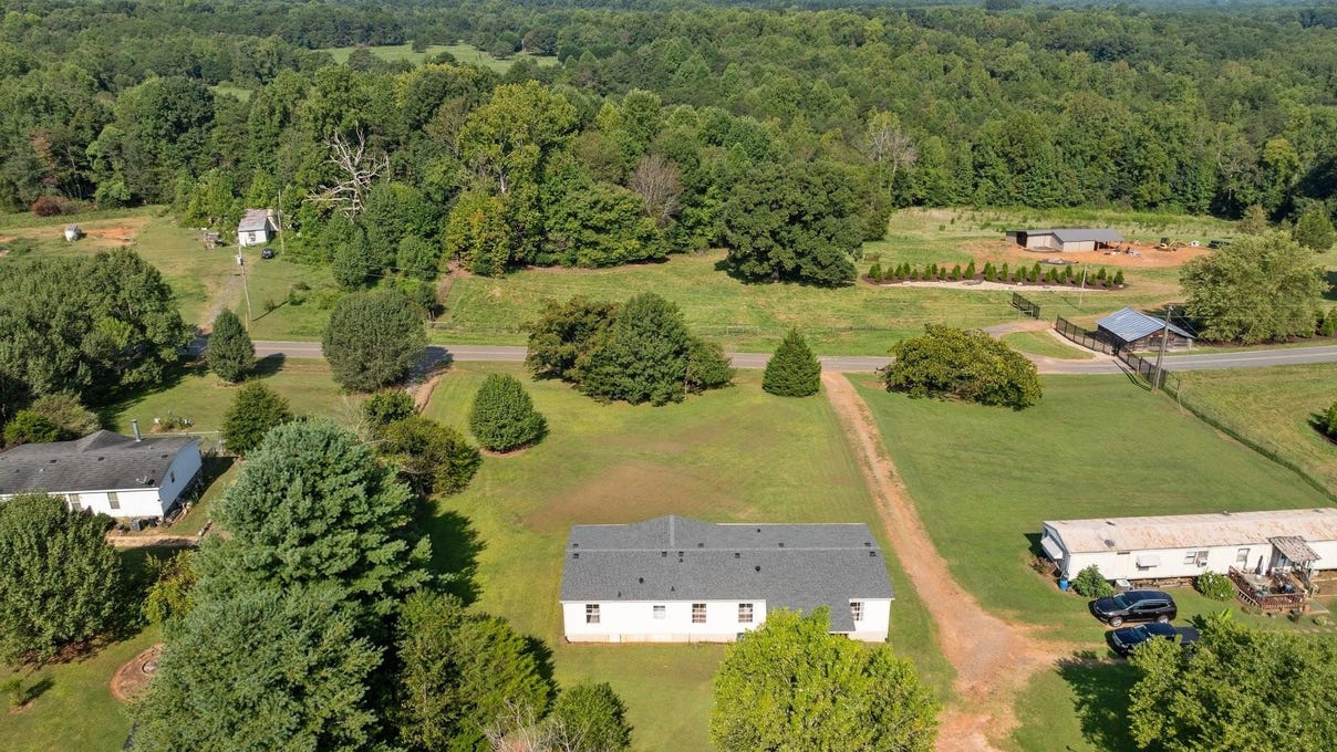 1321 Clarence Beam Rd