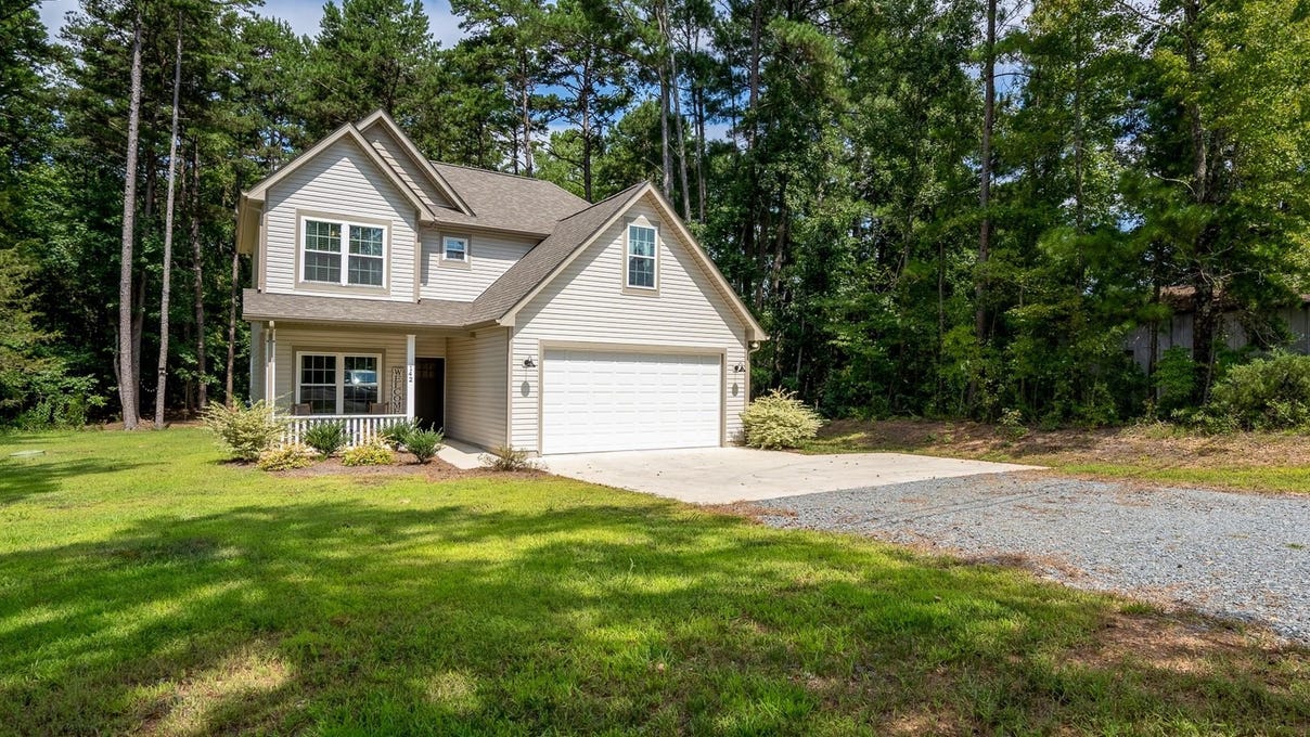 142 Hatley Burris Rd  
