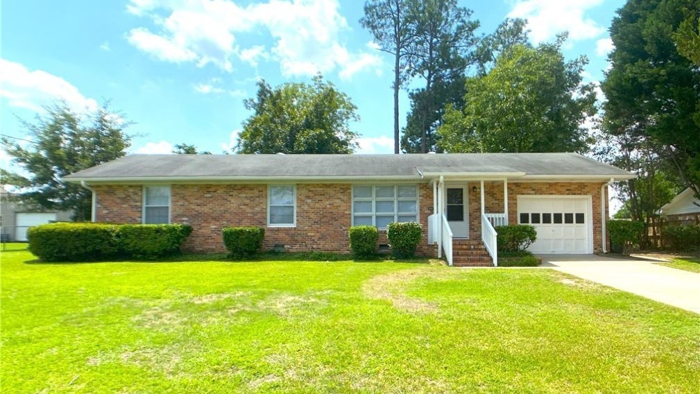 414 Halifax Dr  