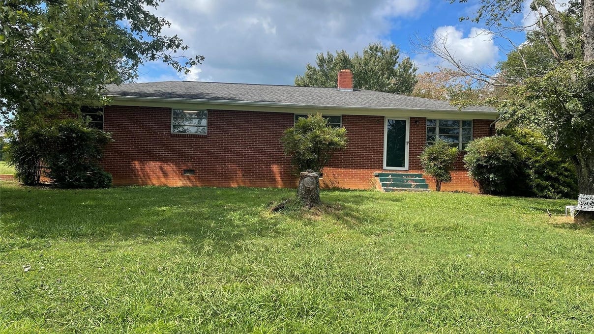 1696 Race Path Church Rd  