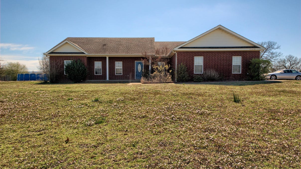 10419 Oakwood Lane, Belleville, AR 72824 House for Sale