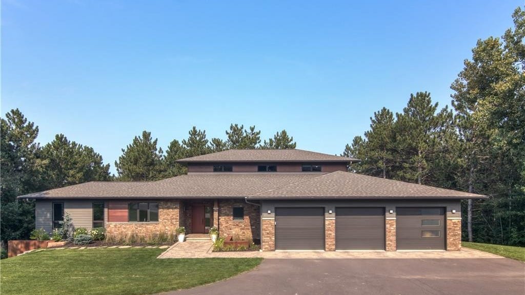 4280 Talmadge Road, Eau Claire, WI 54701 House for Sale