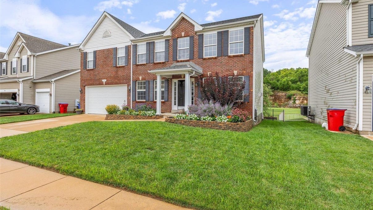 2941 Mayfield Farms Dr