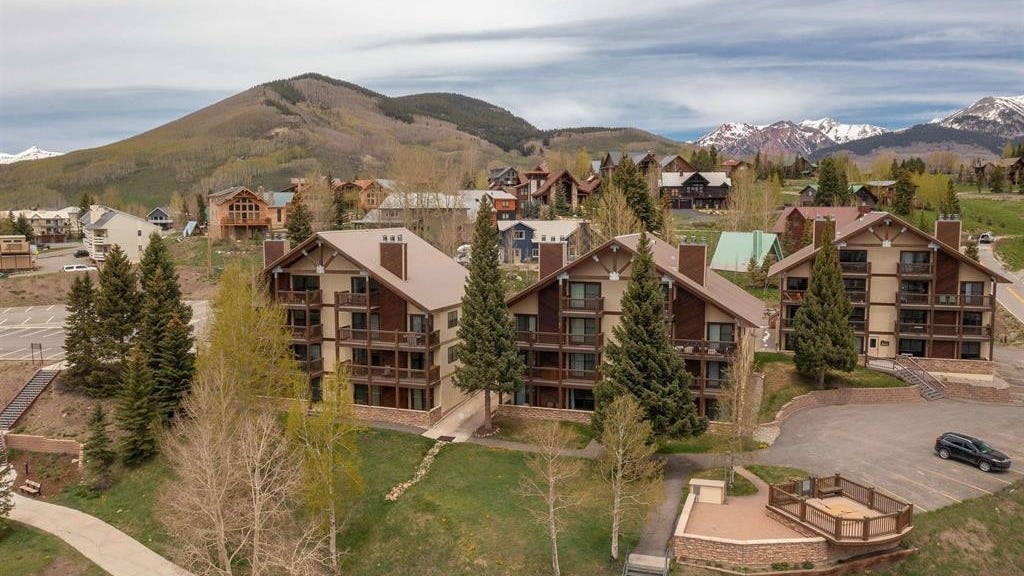 17 Treasury Road, Apt Bldg 1, Unit E, Mt. Crested Butte, CO 81225
