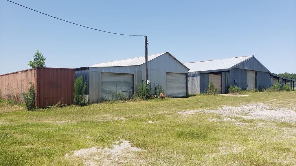 1107 Hwy 48 East  