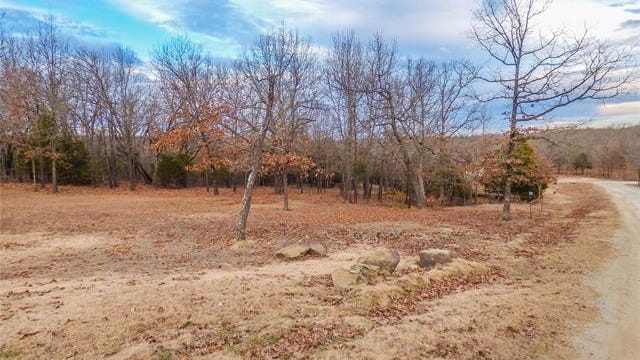 23 Duchess Crk Dr  