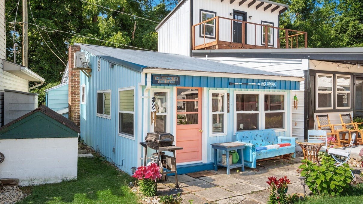 13977 Custers Point Rd NE