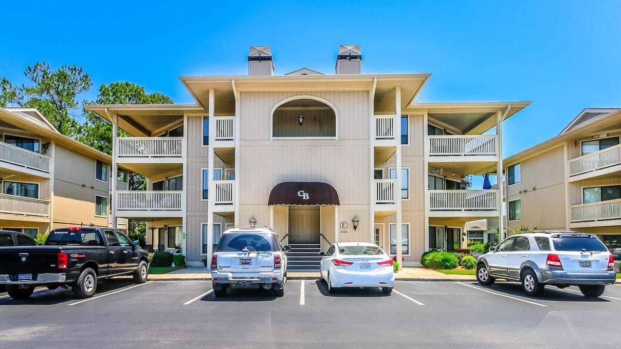 4206 Pinehurst Circle, Little River, SC 29566 Apartment for Rent