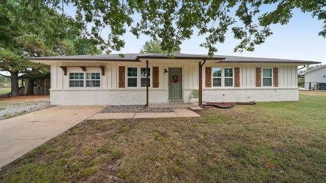 4111 W Sunset Ln