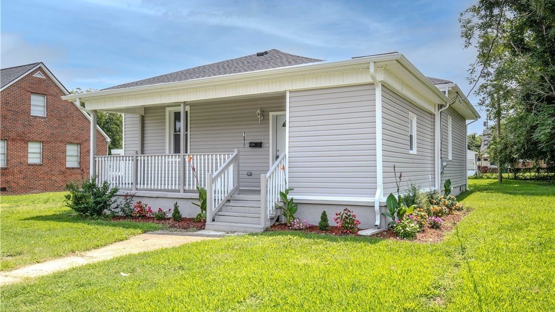 1620 W Washington St  