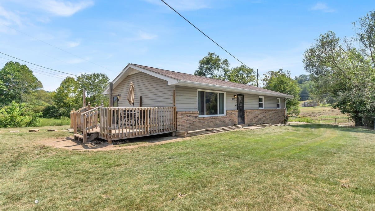 1309 Powell Mtn Rd  