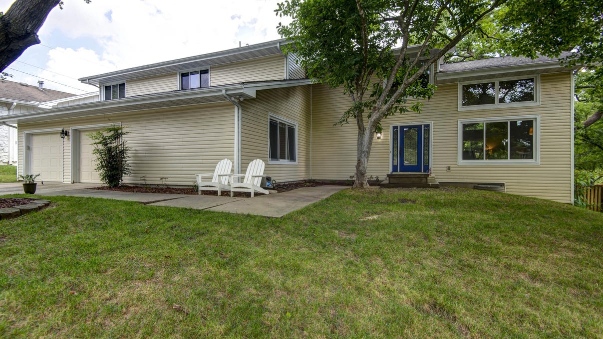 3647 E Sugar Holw St  