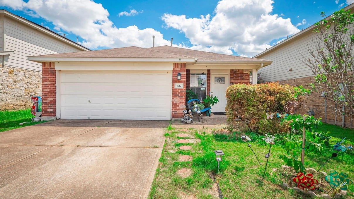 5717 Silver Screen Dr  