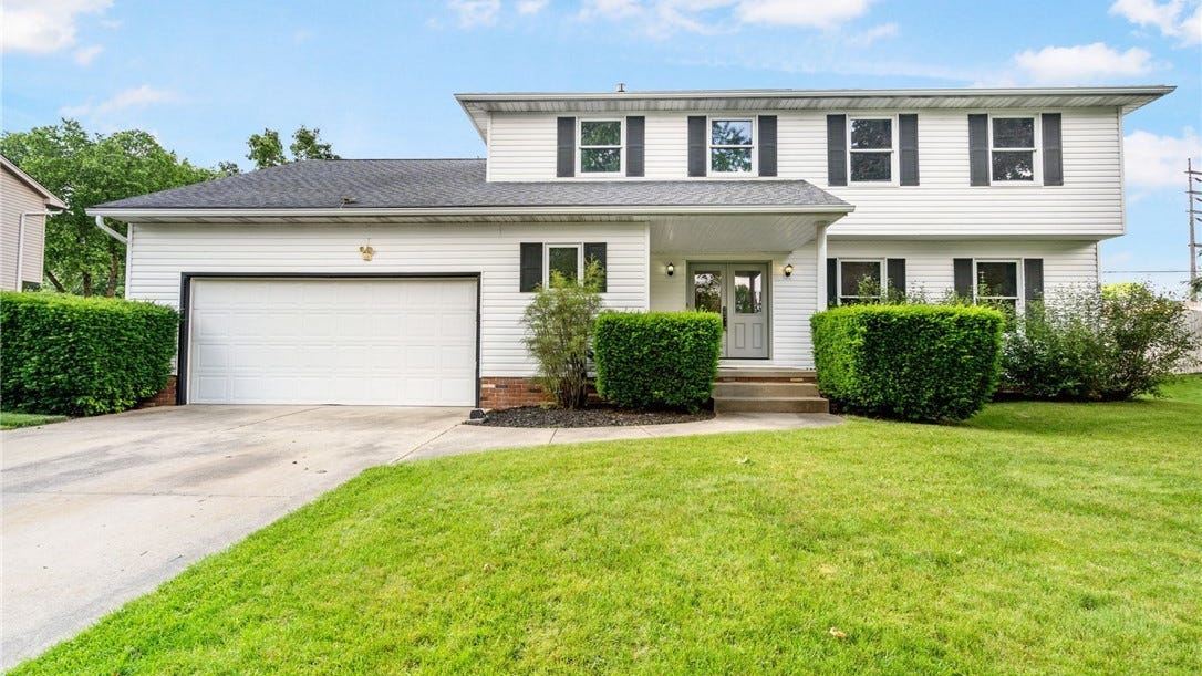 2545 Woodchuck St NE  