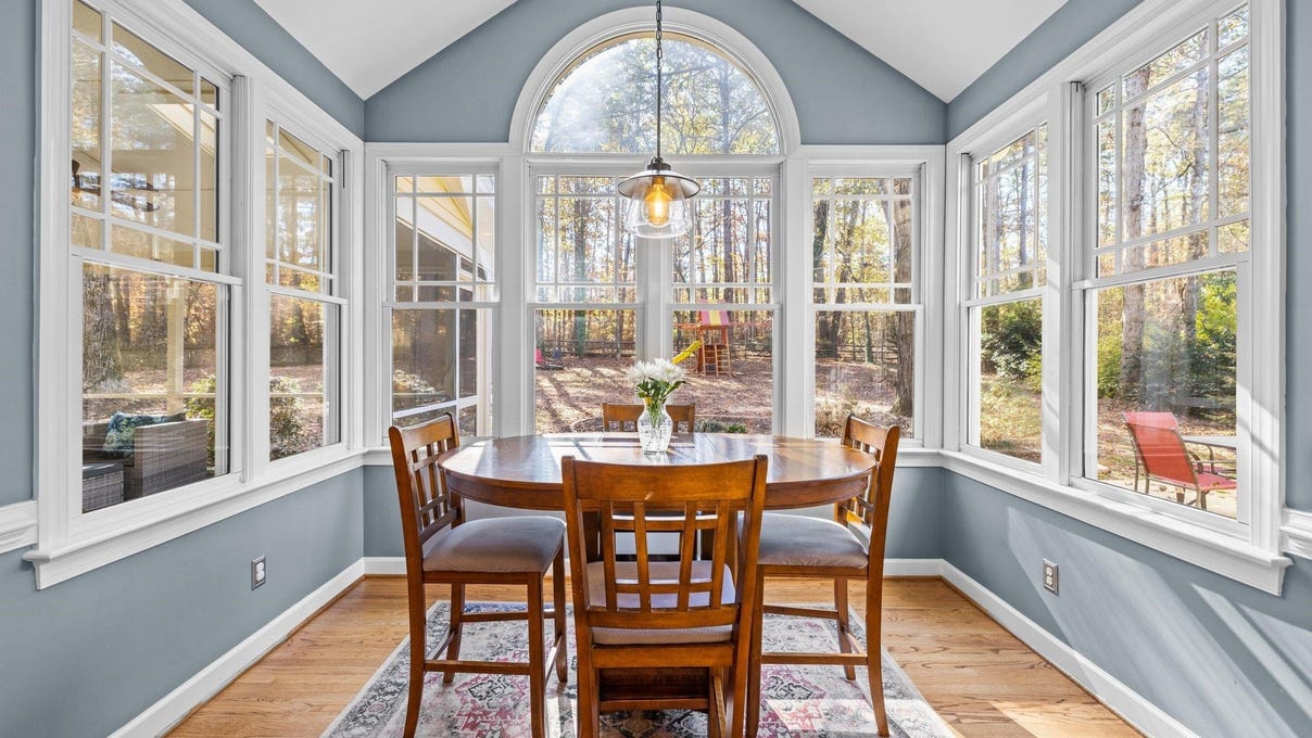 2909 Old Trafford Way  