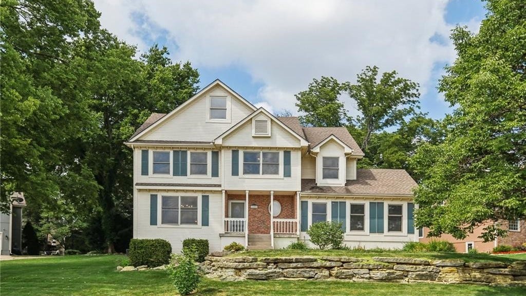 1609 SW Summit Vly Ln  