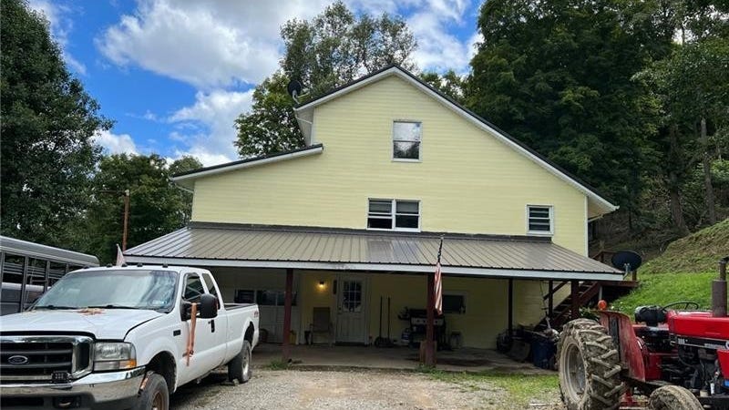 746 Hunters Rdg Rd  