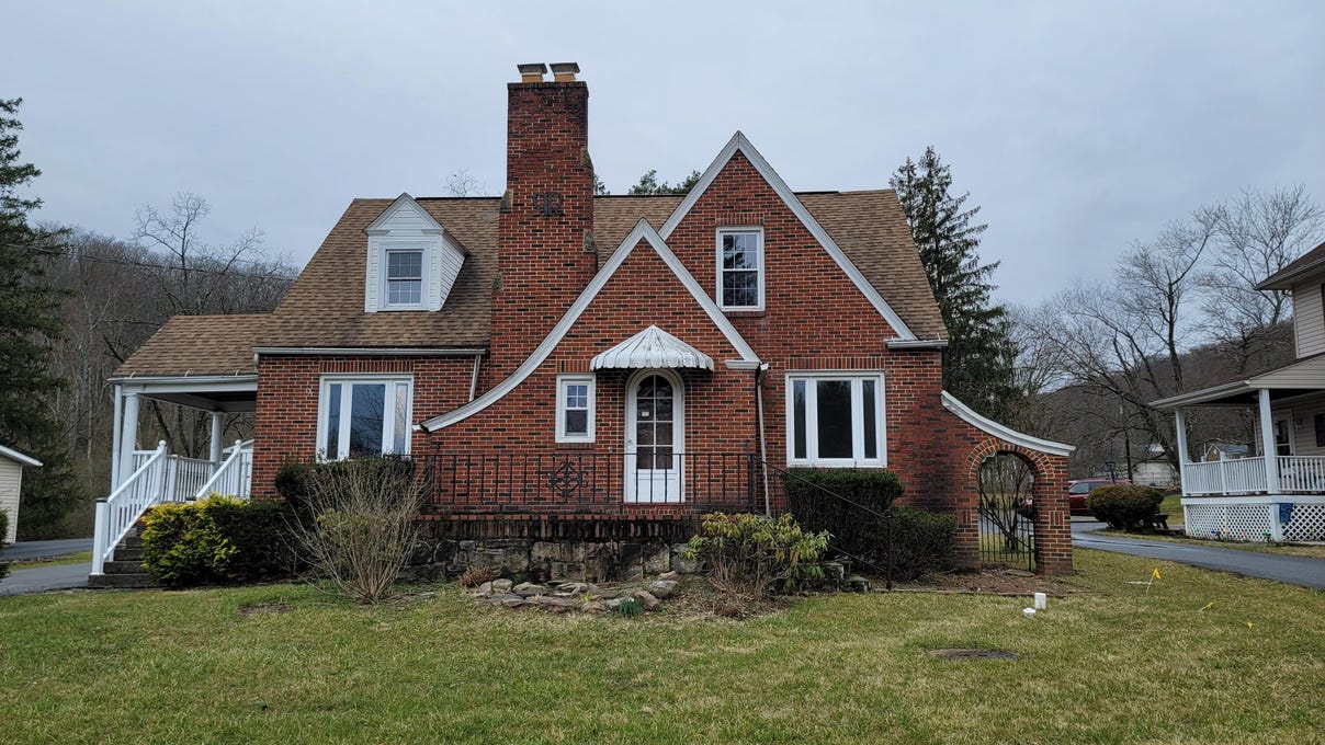 3293 Juniata Gap Road, Altoona, PA 16601 House for Sale