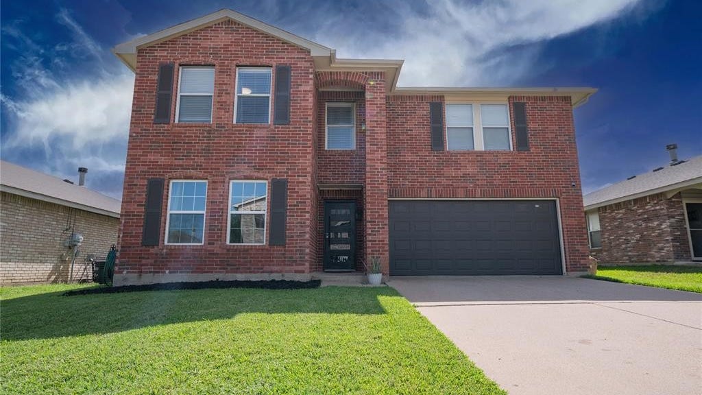 8745 Polo Dr