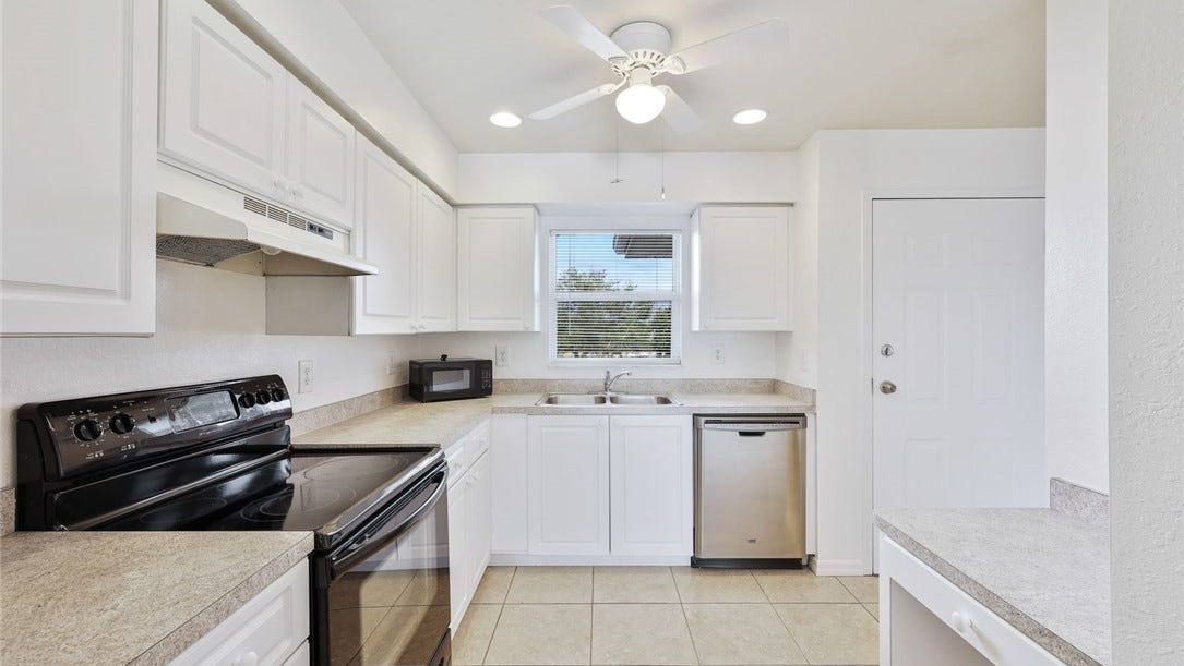 3752 SANTA BARBARA BLVD  