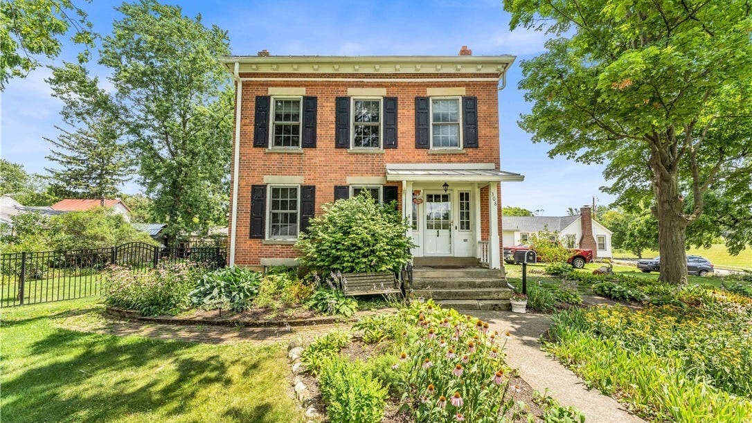 308 N Main St  