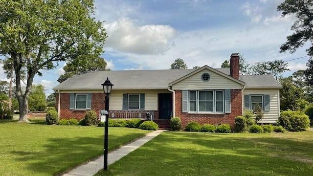1007 Clifton Ter  