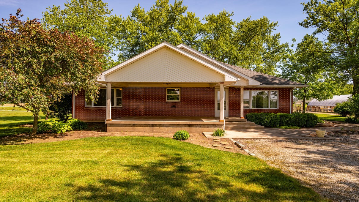15951 Schoolhouse Rd  