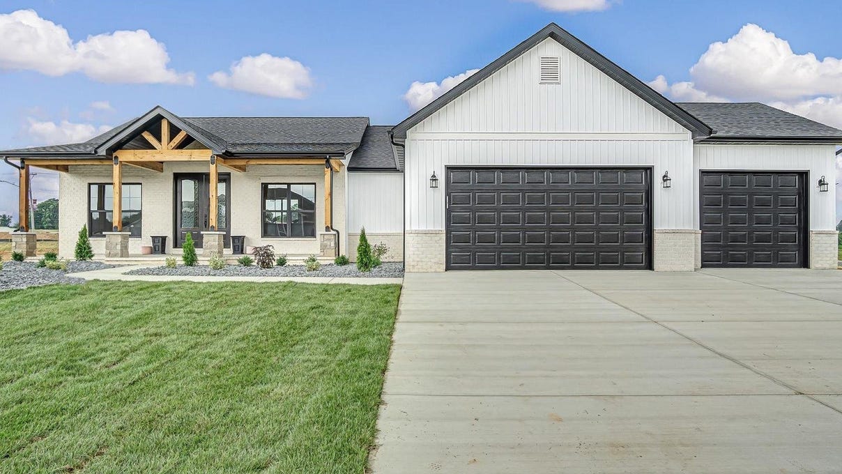 12 Brookewood Dr  