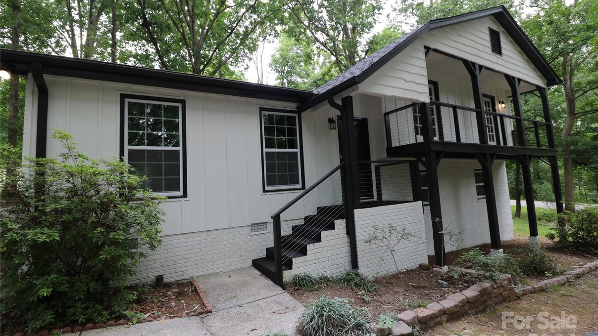 310 Chaney St  