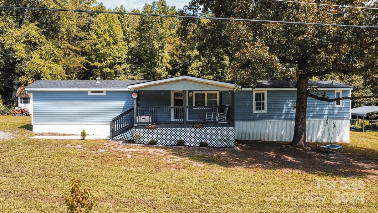 182 Pineview Cir  