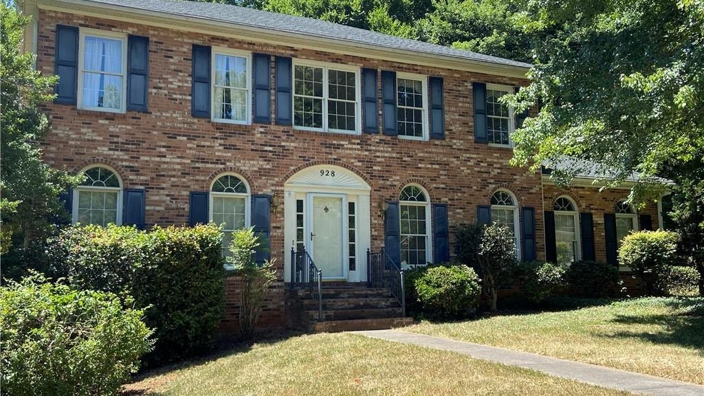 928 Highland Gln Rd  