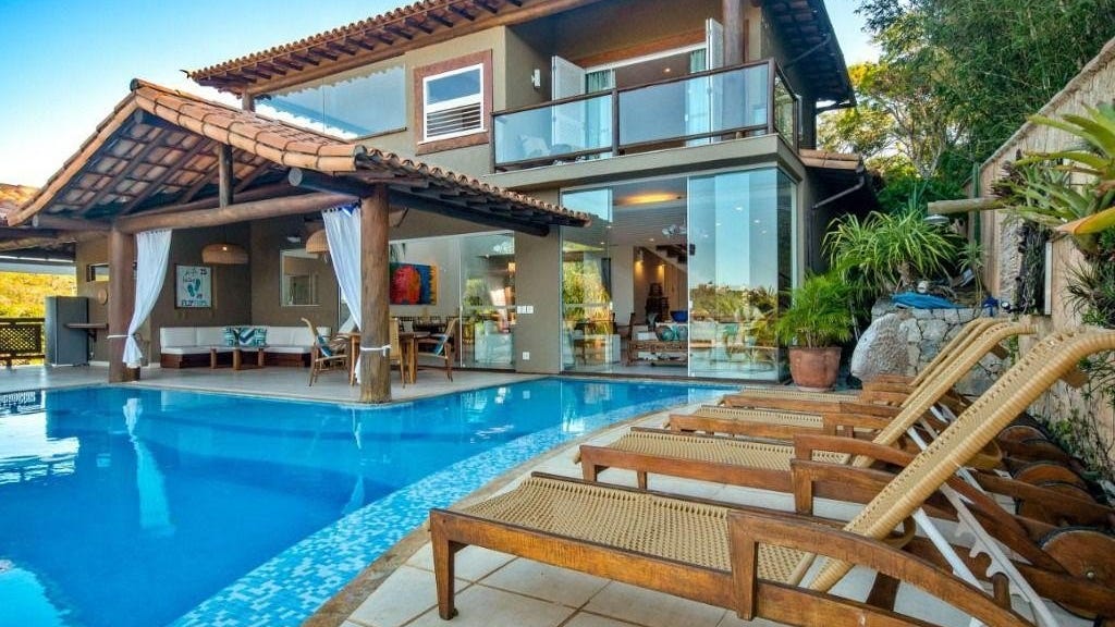 Av. do Atlântico, 4 Village da Ferradura, Búzios RJ, 28950000