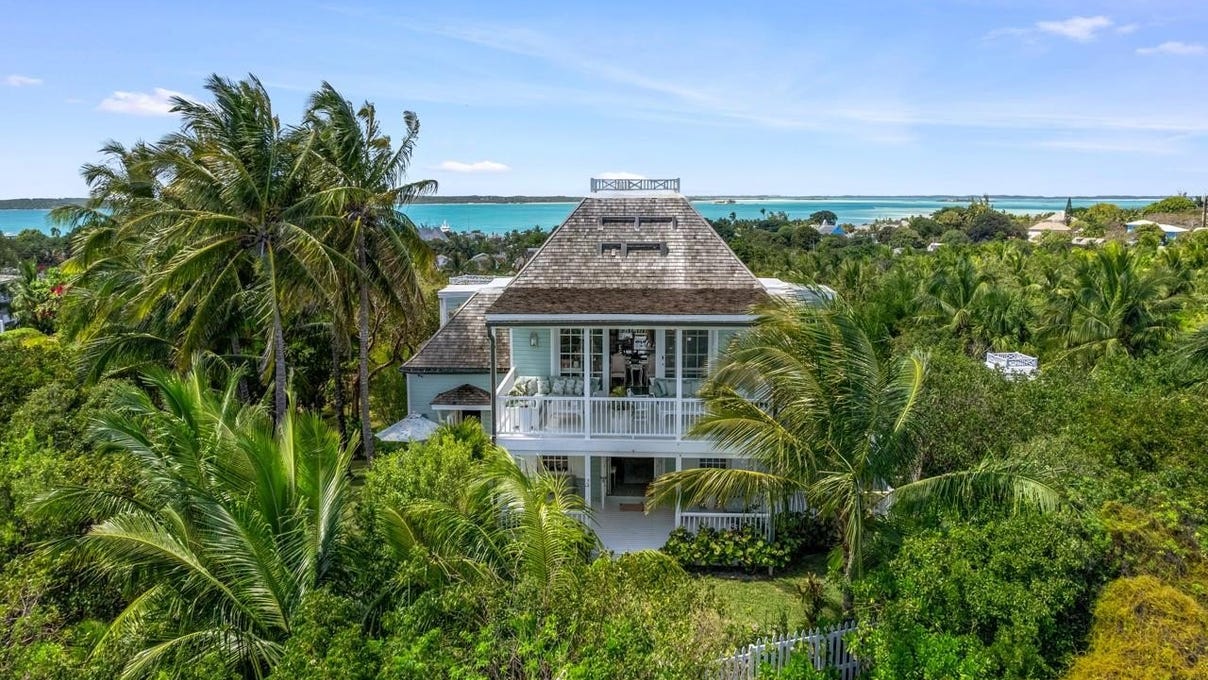 JUICY HILL, Harbour Island, North Eleuthera House for Sale