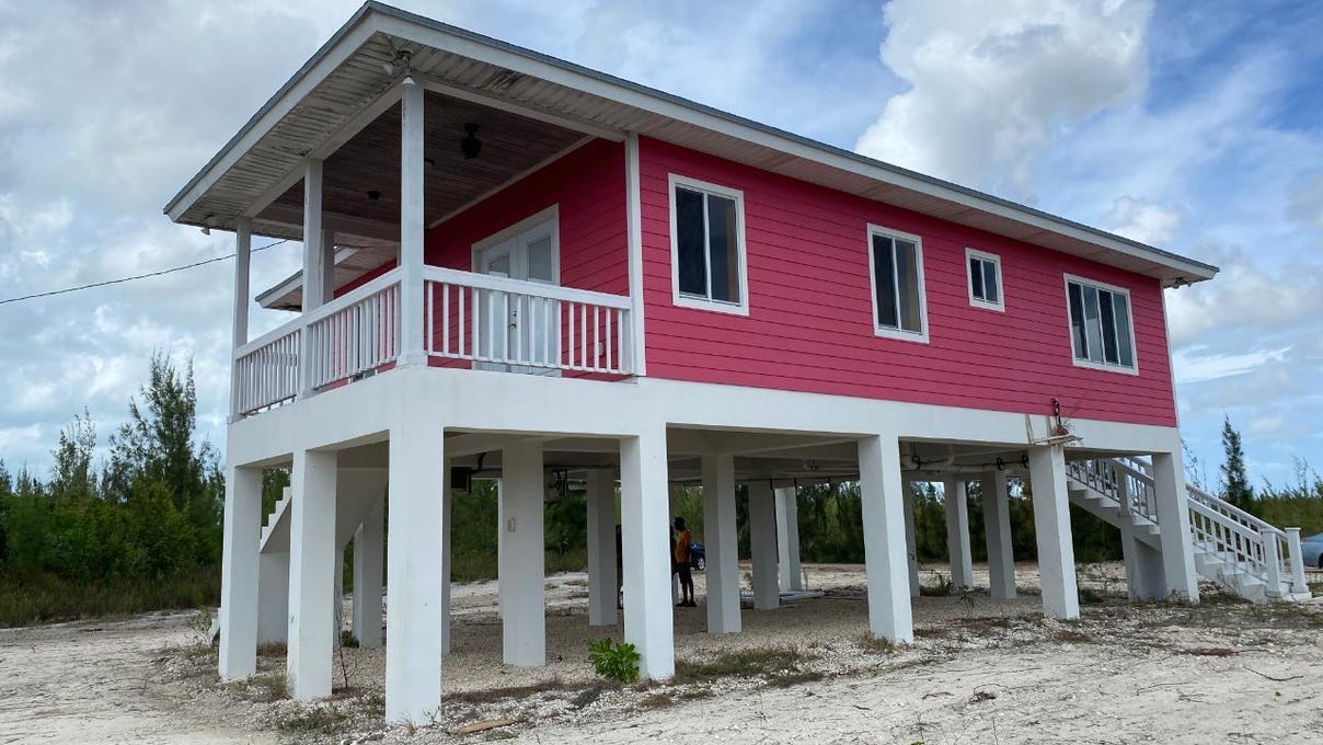 CHURCHILL DRIVE, QUEENS C 5, Queen's Cove, Grand Bahama/Freeport House