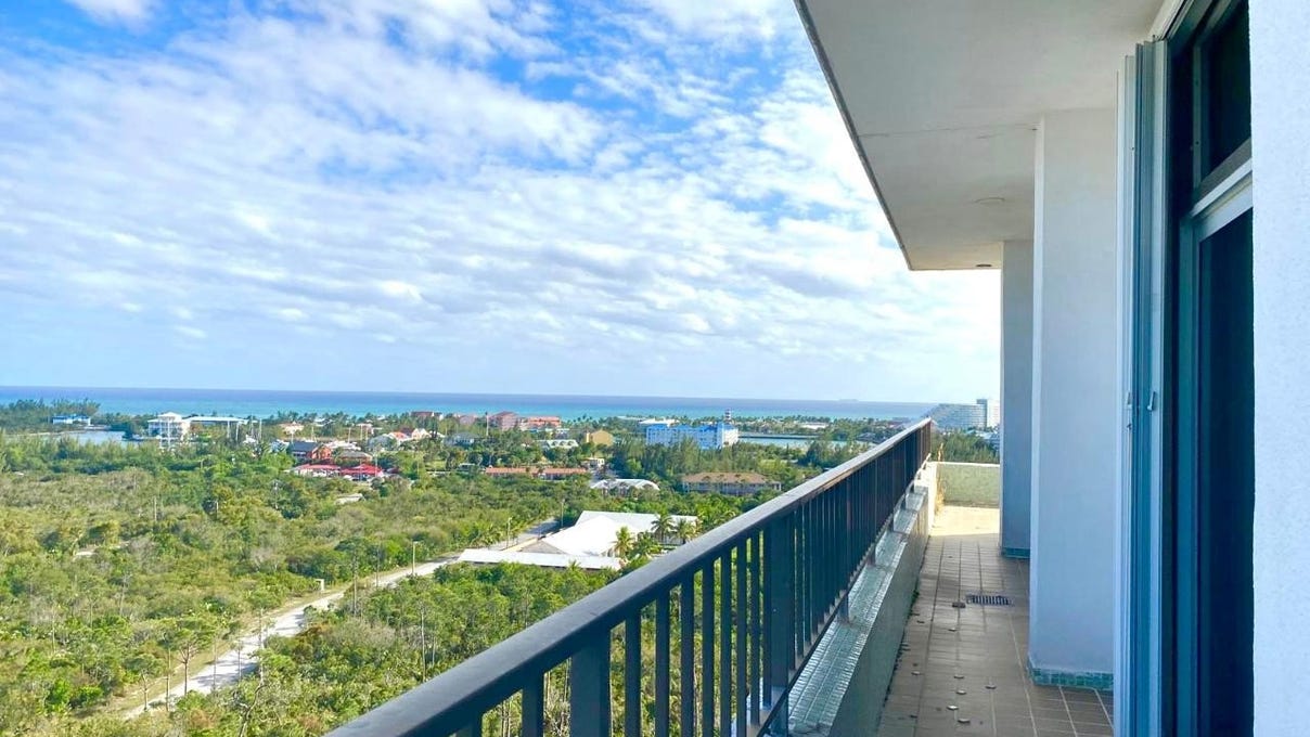 ALBACORE DRIVE 4, Lucaya, Freeport Apartment for Sale