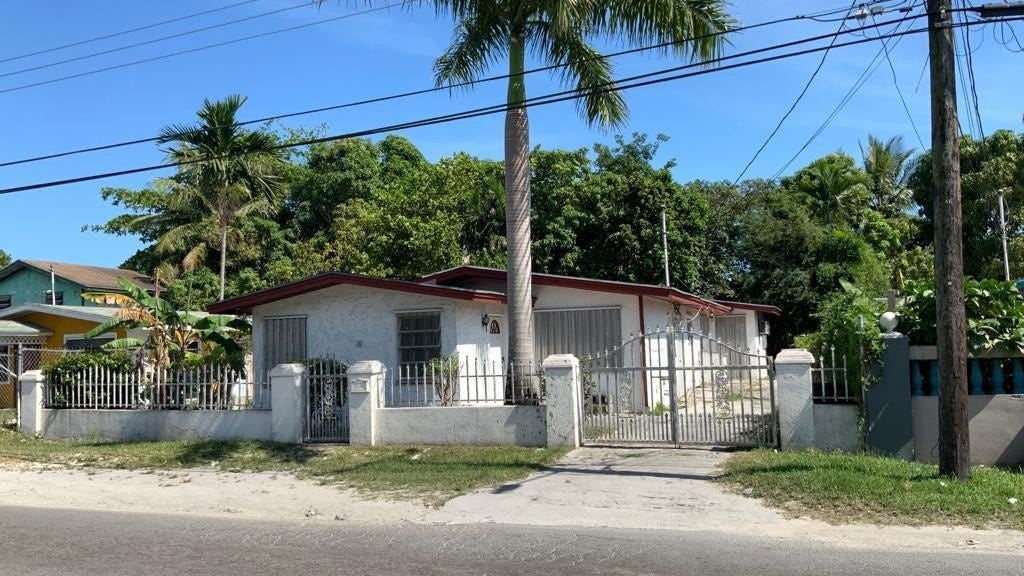 SAPPODILLA BLVD., Pinewood Gardens, New Providence House for Sale