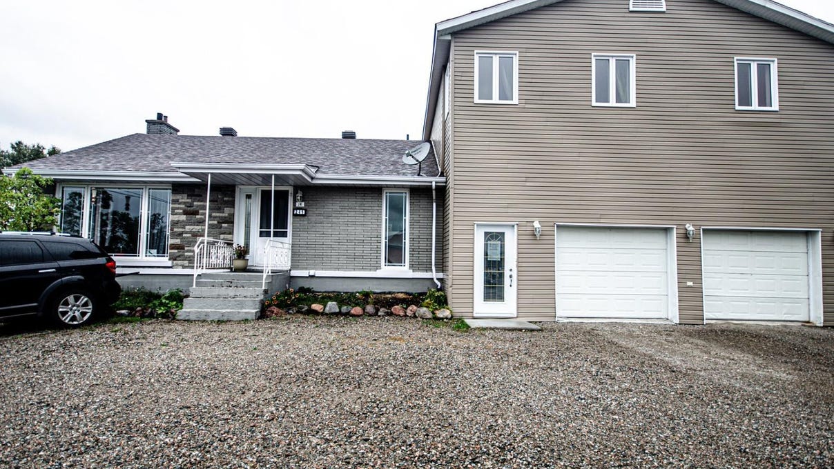 241 13e Avenue, Ville, QC J0Y2M0, CA, Ville