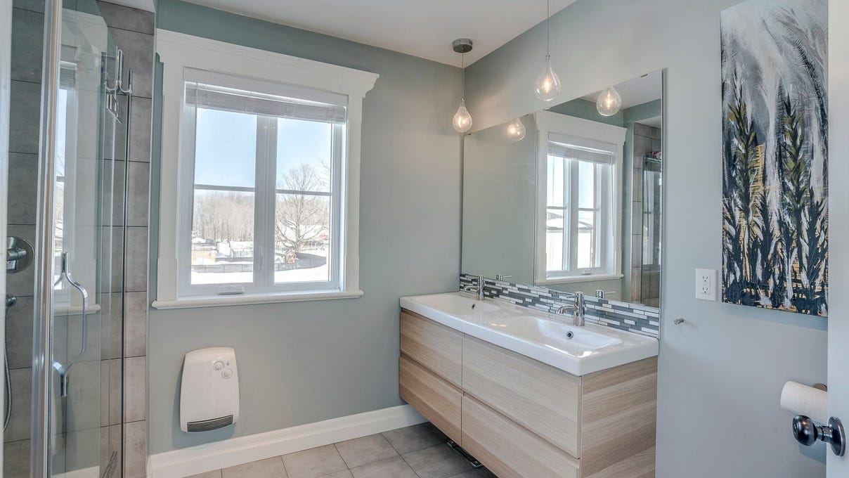 49 Rue Sévigny, SaintApollinaire, QC G0S2E0, CA, SaintApollinaire