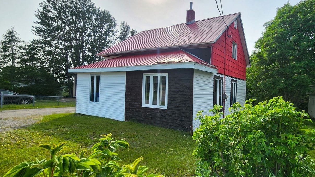 3030 Rue Principale, SaintLéandre, QC G0J2V0, CA, SaintLéandre